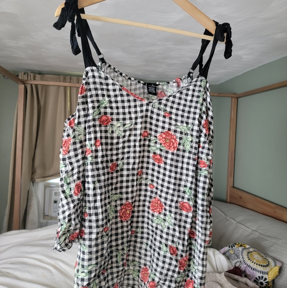 Torrid country blouse